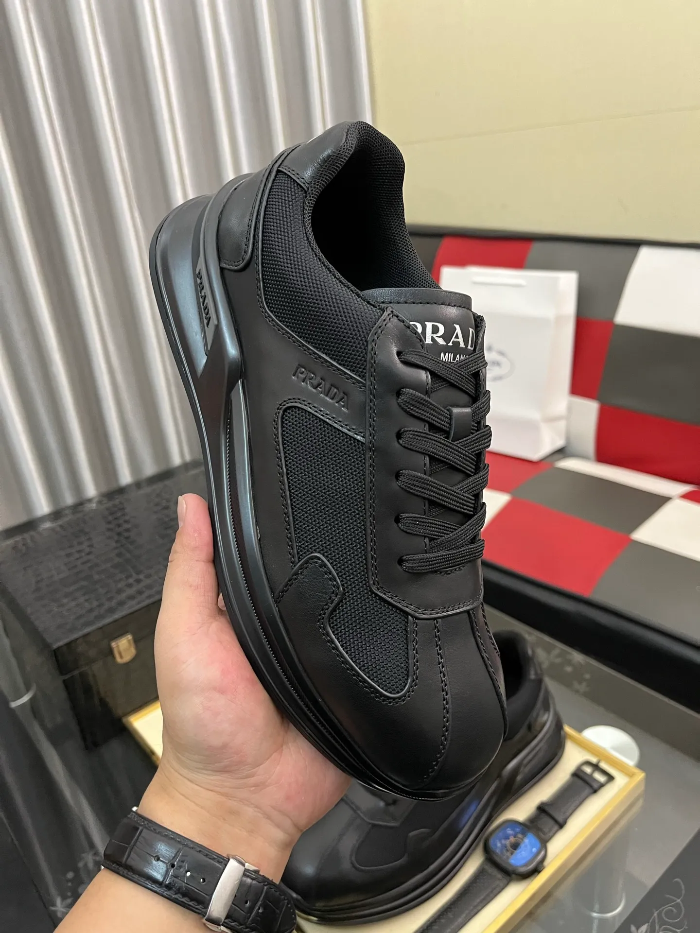 Men's shoes 💰600⌚️⌚️【PRADA】Prada casual shoes, originally developed 1:1, made of high-mercerized cowhide with imported cowhide, silk sheepskin lining, rubber outsole, comfortable and soft on the foot, size: 38-442️⃣Colors available